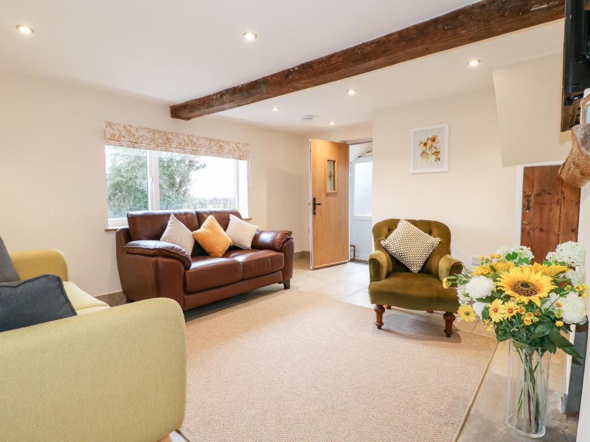 Tolldish Cottage Stafford Esterno foto