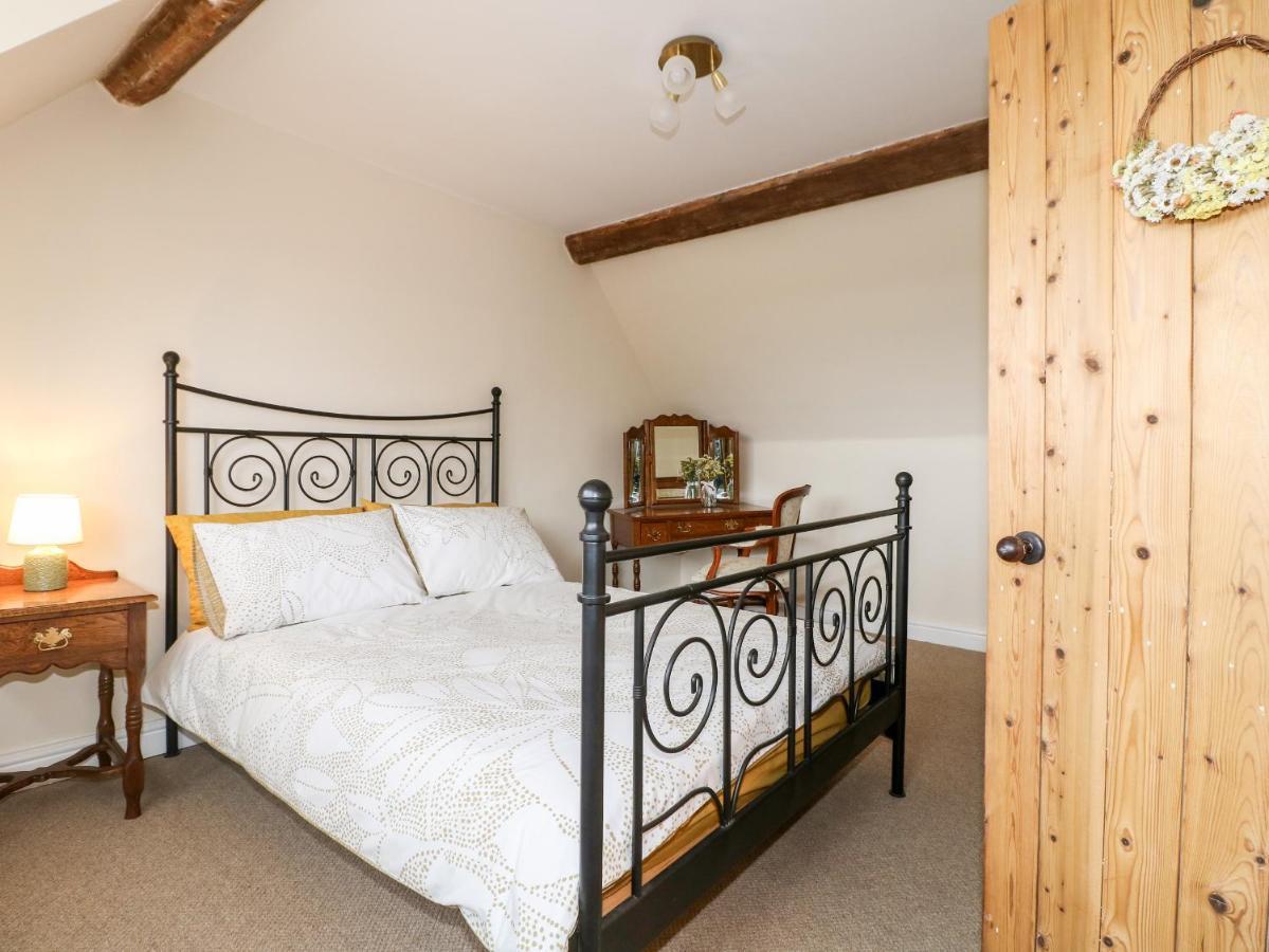Tolldish Cottage Stafford Esterno foto